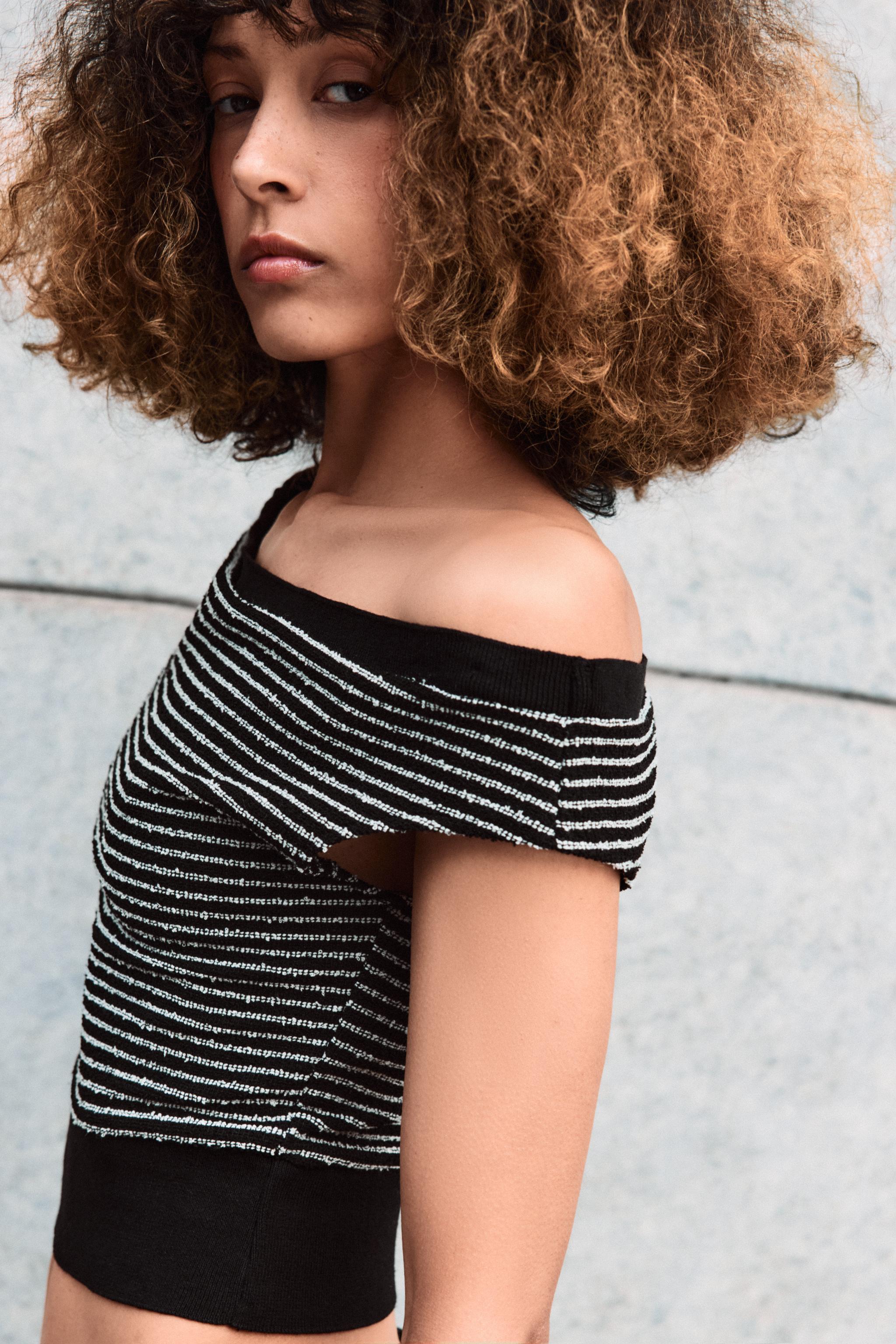 STRIPED BOUCLÉ TOP